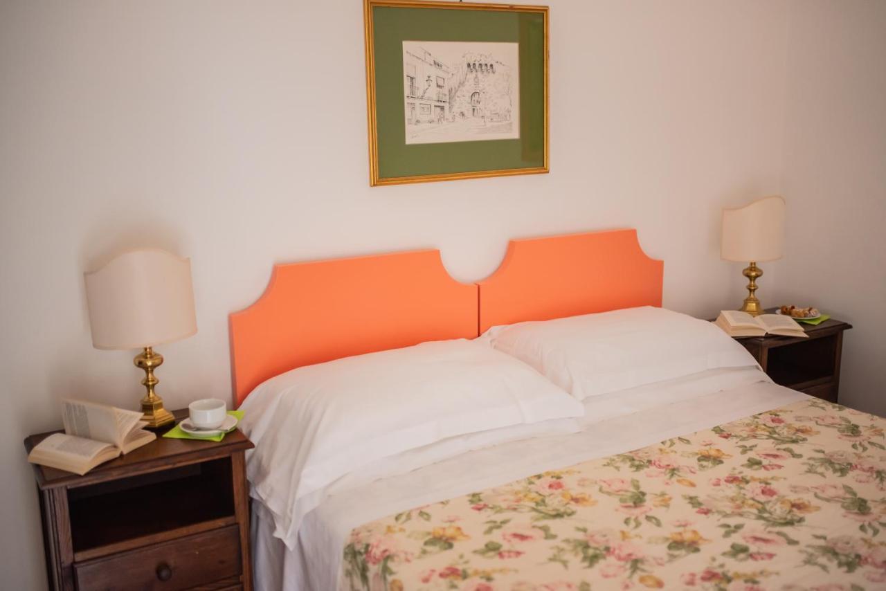Hotel Villa Sirina Таормина Екстериор снимка